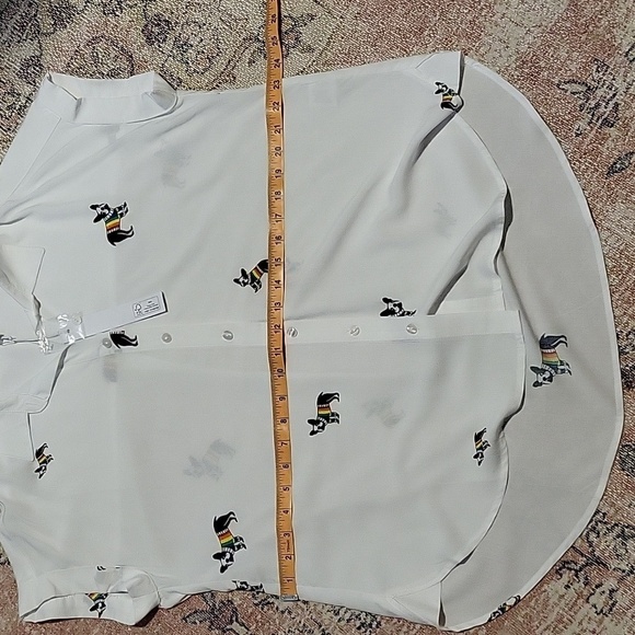 Jane & Delancey White Button Down Cap Sleeve Dog Pride Rayon Blouse Size M - Picture 11 of 11